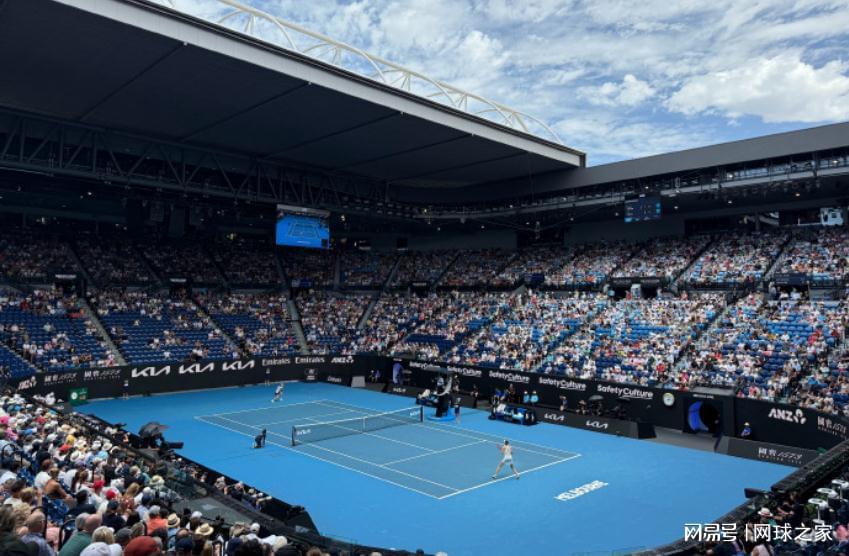 张帅逆转进四强获点赞，莱巴六胜丝袜约战美国人，德约会斗穆塞蒂